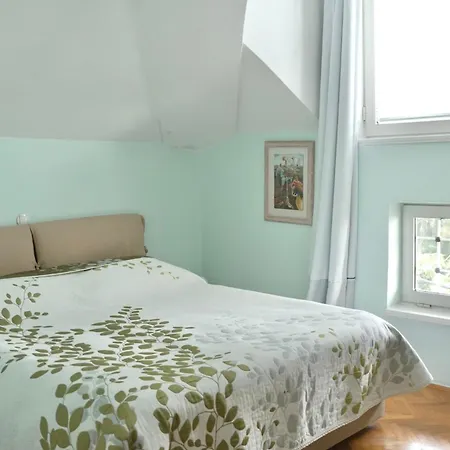 Penthouse And Piano Nobile Prkg Wifi Garden Near Away From Roads Lejlighed Opatija