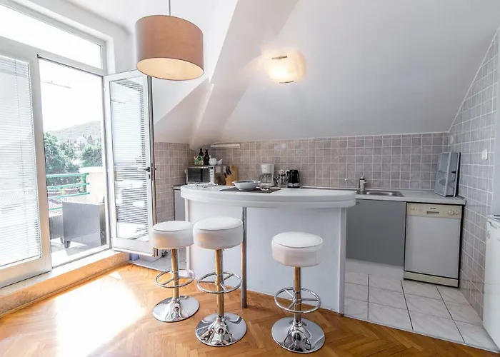 Apartment Astro Hungarian Villa: Penthouse With Views *